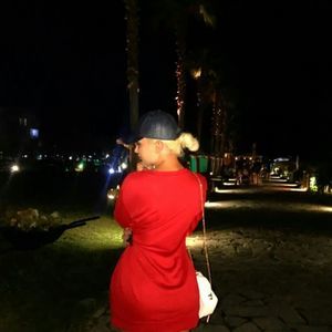 Meet your Posher, Imane